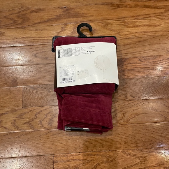 Hue Burgundy Corduroy Leggings - Picture 2 of 7